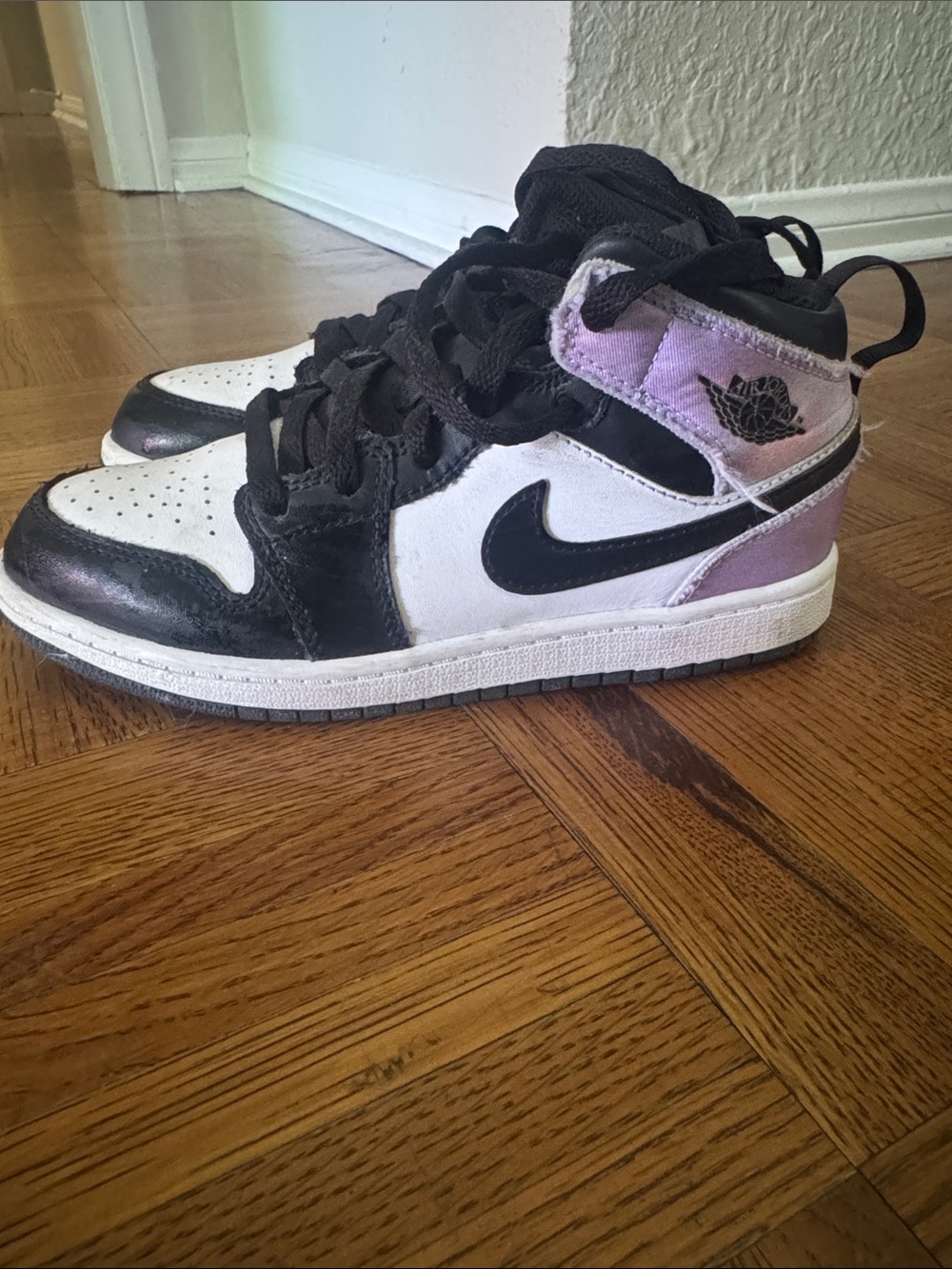 Nike Kids Air Jordan 1 Mid - White Black Lavender Accent